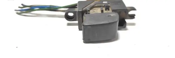 Nissan Almera Tino Electric window control switch