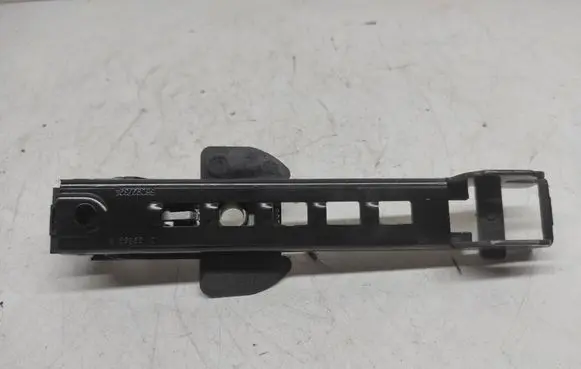Audi A4 S4 B8 8K Seat belt adjustment motor 8E0857833E