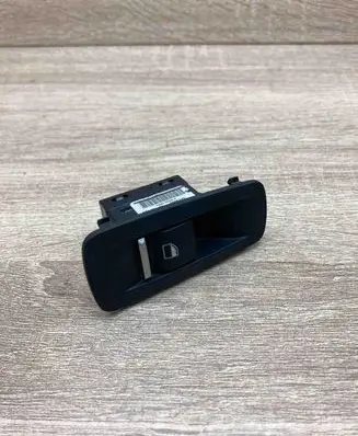 BMW 5 F10 F11 Electric window control switch 9241949