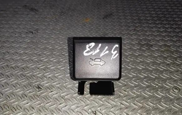 Mazda CX-7 Engine bonnet (hood) release handle K3203