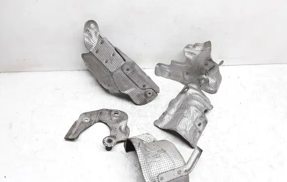 Volvo S60 Heat shield in engine bay 30777257 31293510 30777164