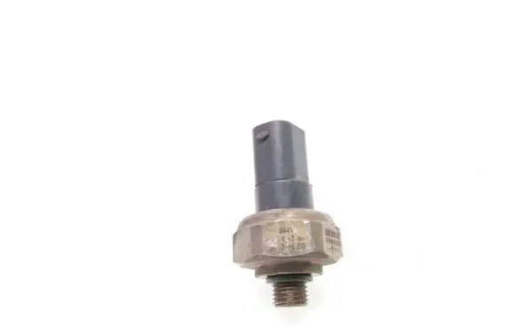 BMW X5 E53 Air conditioning (A/C) pressure sensor 8370623 4990007111