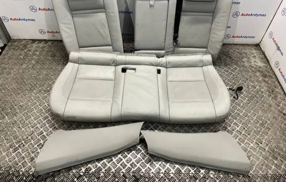 BMW X6 E71 Rear seat