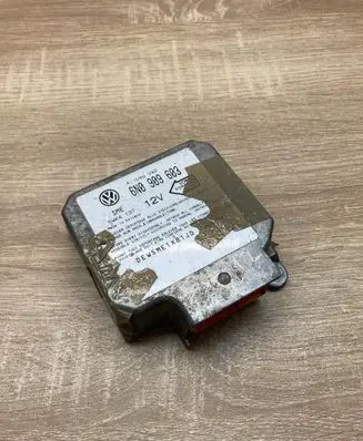 Seat Alhambra (Mk1) Airbag control unit/module 6N0909603 5WK4137
