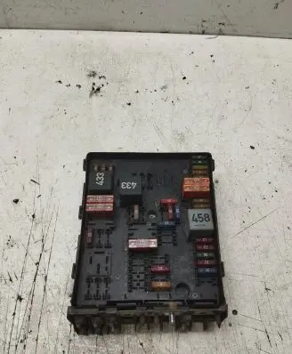 Volkswagen Touran I Fuse module 1K0937806 0426300801
