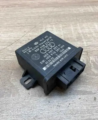 Audi A8 S8 D3 4E Light module LCM 4E0907357 4E0910357 5DF00827812