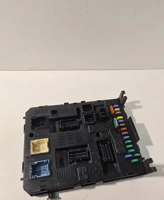 Peugeot 407 Comfort/convenience module 9664969080 BSI2004H0201030710