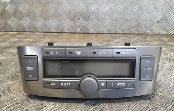 Toyota Avensis T250 Climate control unit 5590005280 MB1465704443