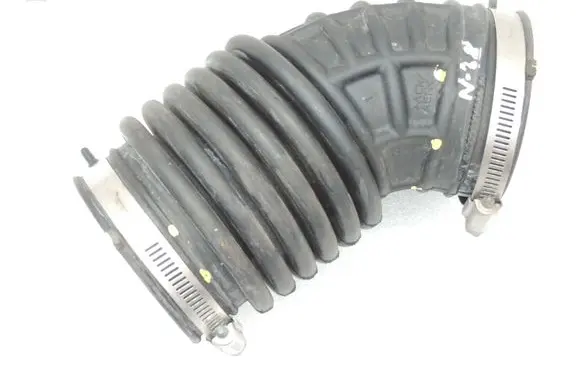 Nissan Navara D40 Air intake hose/pipe 165765X20A