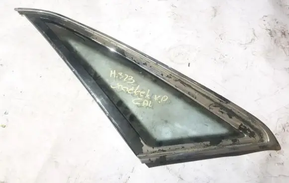 Mazda 323 Rear side window
