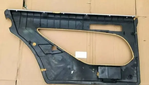 Mercedes-Benz S W126 Rear door card panel trim 1267371070