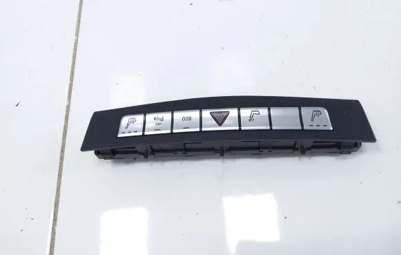 Multifunctional control switch/knob