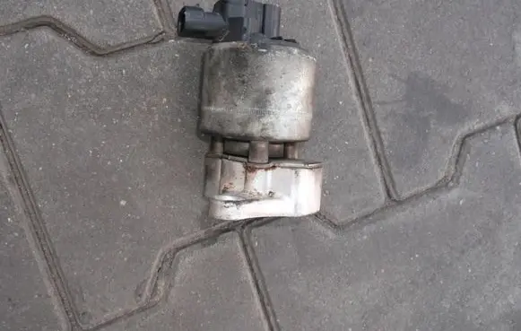 Citroen Xsara Picasso EGR valve EGRNOX