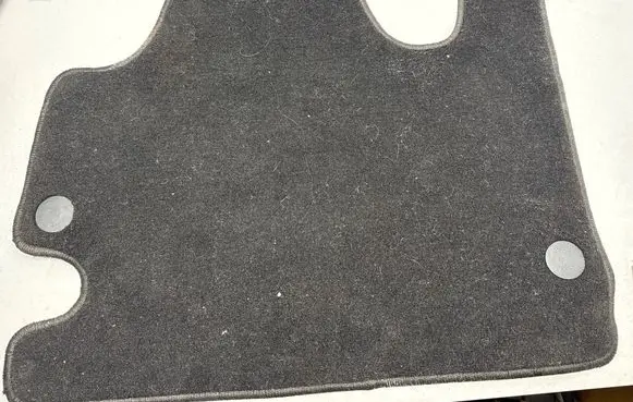 Chrysler Pacifica Rear floor mat 5RY13DX9AD 49212G 100742870