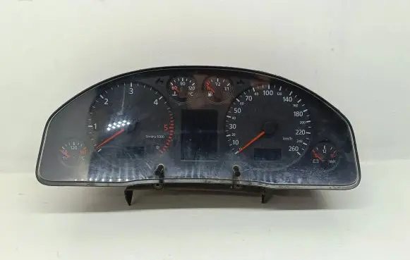Audi A6 S6 C5 4B Speedometer (instrument cluster) 110008948001 4B0920930K