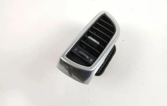 Porsche Cayenne (92A) Dashboard side air vent grill/cover trim 7P5819703B