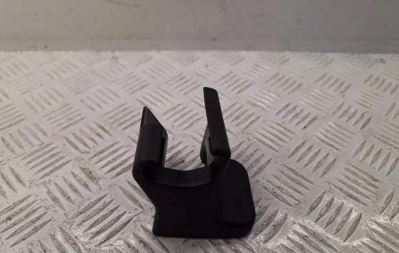 Toyota Auris 150 Front passenger seat rail trim 7213702090