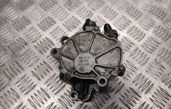 Peugeot 407 Vacuum pump 4R8Q2A451AE D1681A0000 CLMB06905