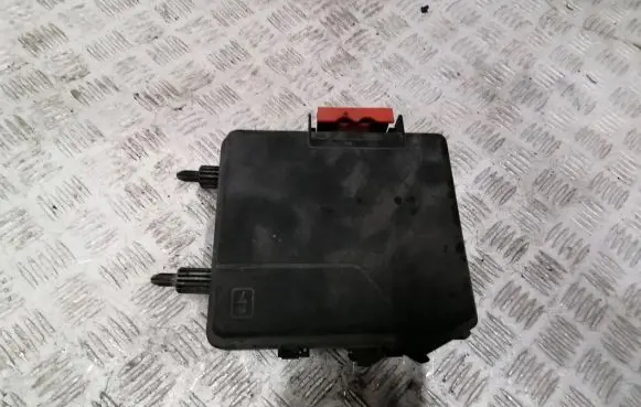 Renault Laguna III Fuse box set 284B10001R 319134136