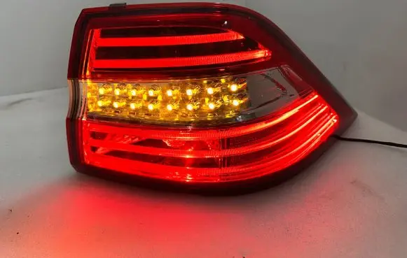 Mercedes-Benz ML W166 Rear/tail lights A1669063201