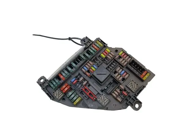BMW 5 F10 F11 Fuse module 9234423