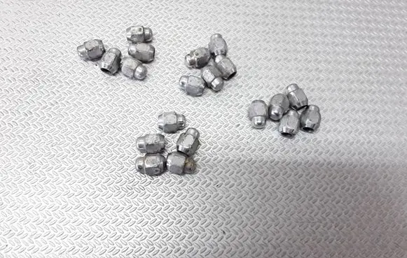Hyundai Tucson LM Nuts/bolts 