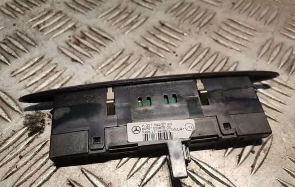 Mercedes-Benz R W251 Parking PDC sensor display screen 0015423723