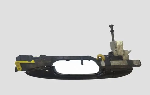 Toyota Avensis T270 Front door exterior handle
