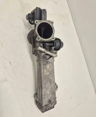 Volvo V60 EGR valve cooler 30757742 70304900 1110300328