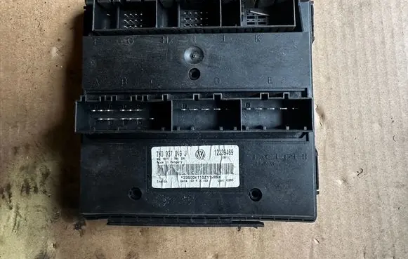 Volkswagen Transporter - Caravelle T5 Comfort/convenience module 7H0937049J