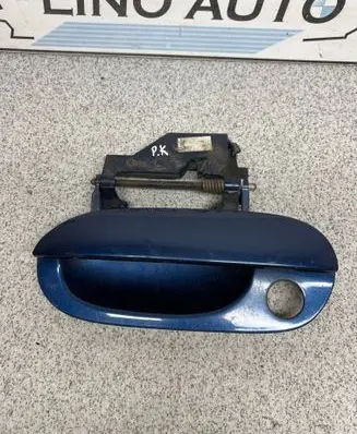 BMW 7 E38 Front door exterior handle 51218166971