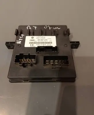 Audi Q7 4M Comfort/convenience module 4F0907279 4F0910279K F005V00619