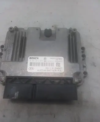 KIA Ceed Engine control unit/module 0281016875