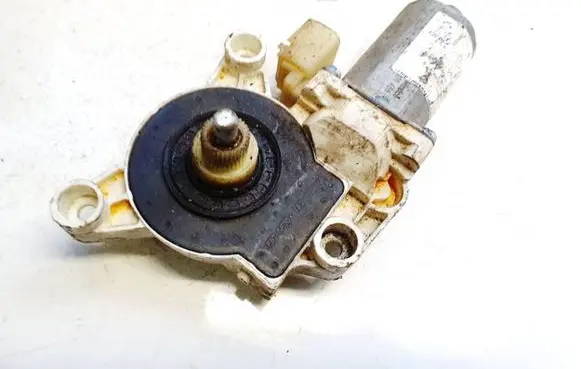 Front door window regulator motor