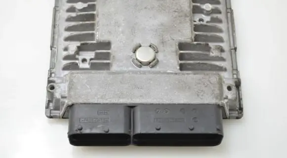 Volkswagen Polo V 6R Engine control unit/module 03F906070FR