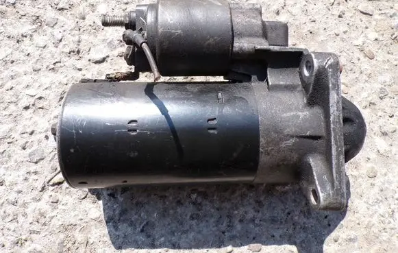 Alfa Romeo 156 Starter motor