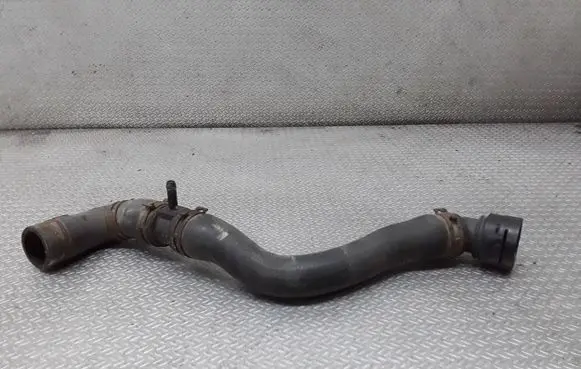 Volkswagen Caddy Engine coolant pipe/hose