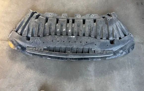 Mercedes-Benz S W222 Front bumper skid plate/under tray A2225200323