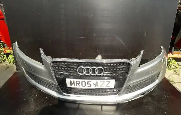 Audi Q7 4L Front bumper