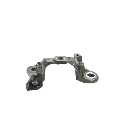Mazda CX-5 II Engine mounting bracket 8M25N