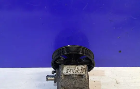 Volvo S60 Power steering pump 30741789 36050560