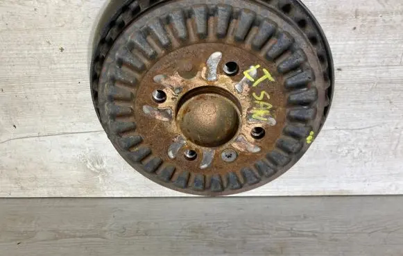 Dacia Sandero III Stub axle 