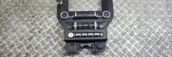Ford Mustang VI Climate control unit JR3T18E245BE