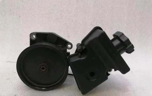 Mercedes-Benz SLK R171 Power steering pump pulley A0054661601