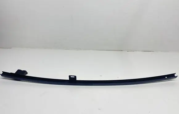 Volkswagen Golf Plus Rear door glass trim molding 5M0839408