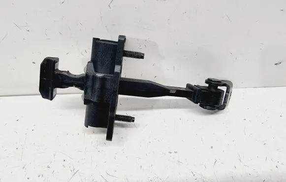 Opel Mokka B Rear door check strap stopper 9823210680