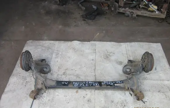 Volkswagen Polo Rear axle beam 
