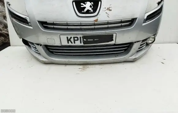 Peugeot 5008 Front bumper