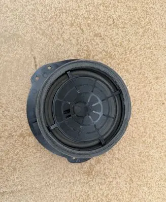 Audi A4 S4 B9 8W Rear door speaker 8W5035411