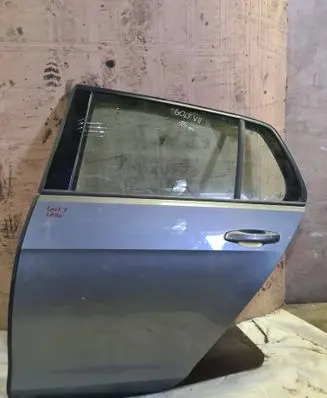 Volkswagen Golf VII Rear door